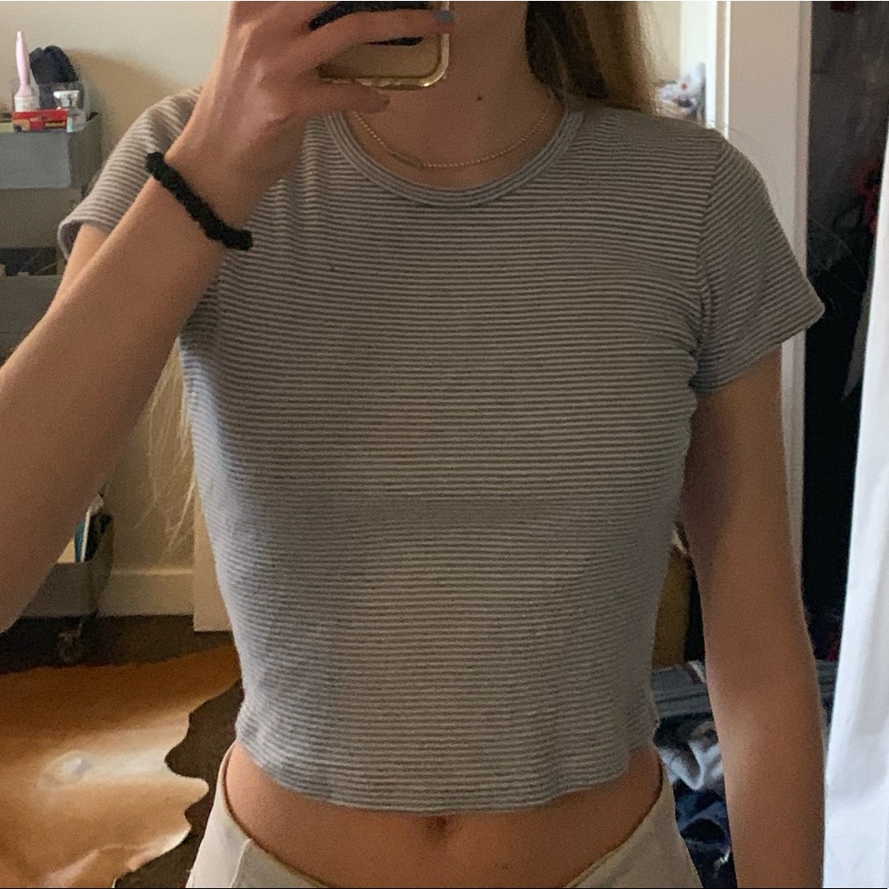 brandy melville baby tee